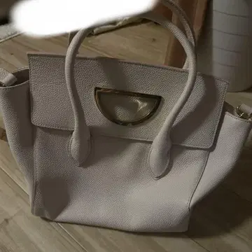 핑크 가죽 느낌의 숄더백