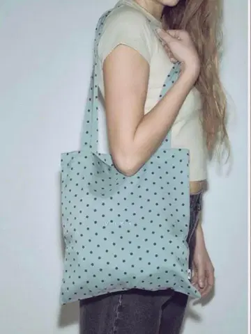 VAKT. SYO 토트백 BLUE DOTS