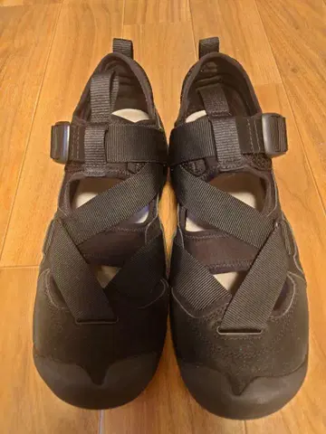 KEEN HOODZERRA SANDAL 후드제라 샌들 24.5
