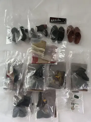 캡슐 토이 신발 묶음 판매