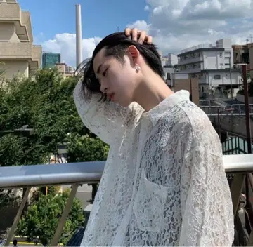 투명 꽃 패턴 셔츠