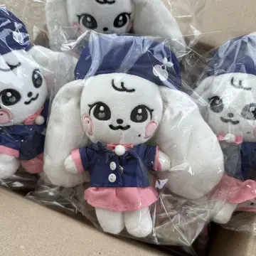 IVE MINIVE 원영 팝업 스쿨 PLUSH 키링