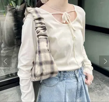 kastane 앞뒤 2way 튤 벨로아 풀오버 아이보리