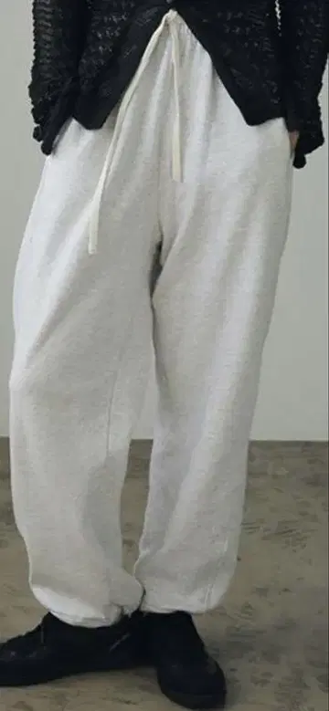 오늘만 가격 인하! 안누크 Drawstring Sweat Pants