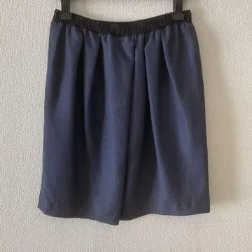 쉽스 턱 스커트 네이비