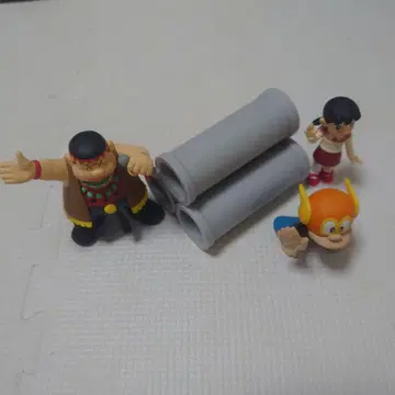 도라에몽 UDF 피규어와 토관(도칸) 세트 시리즈 33