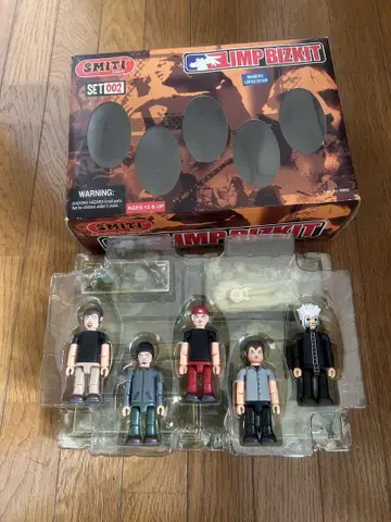 LIMP BIZKIT SET 002 피규어 5개와 악기 세트 미개봉