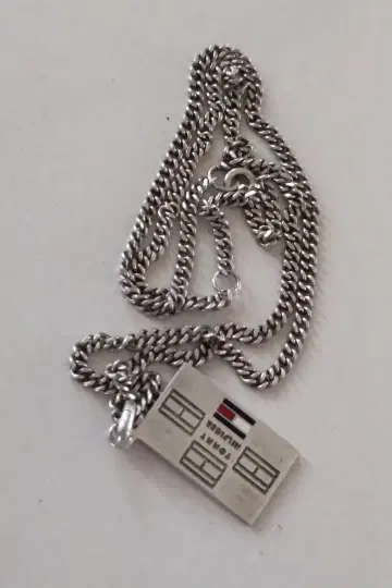 타미힐피거 TOMMY HILFIGER 플레이트형 목걸이