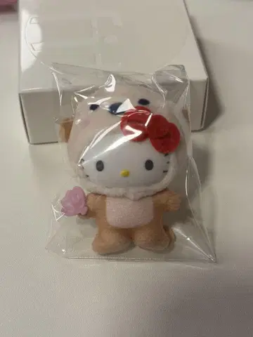 산리오 치비토모 키티 키티 미즈노의 생물
