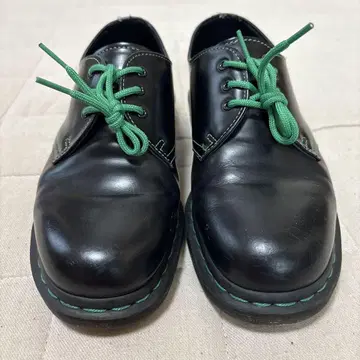 Dr.Martens 3홀 그린 스티치