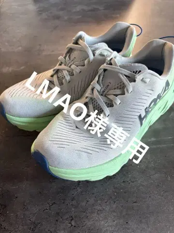 HOKA 린콘 3 26.5cm