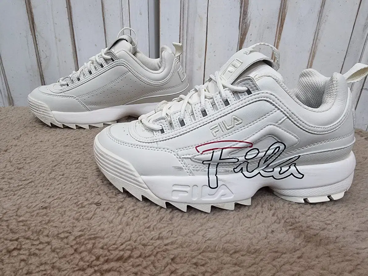 Fila Disruptor 2 Script (C256