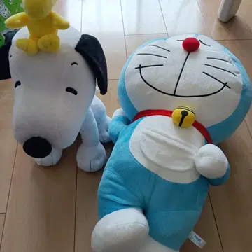 도라에몽 스누피