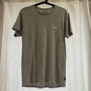 FTP 그레이 티셔츠