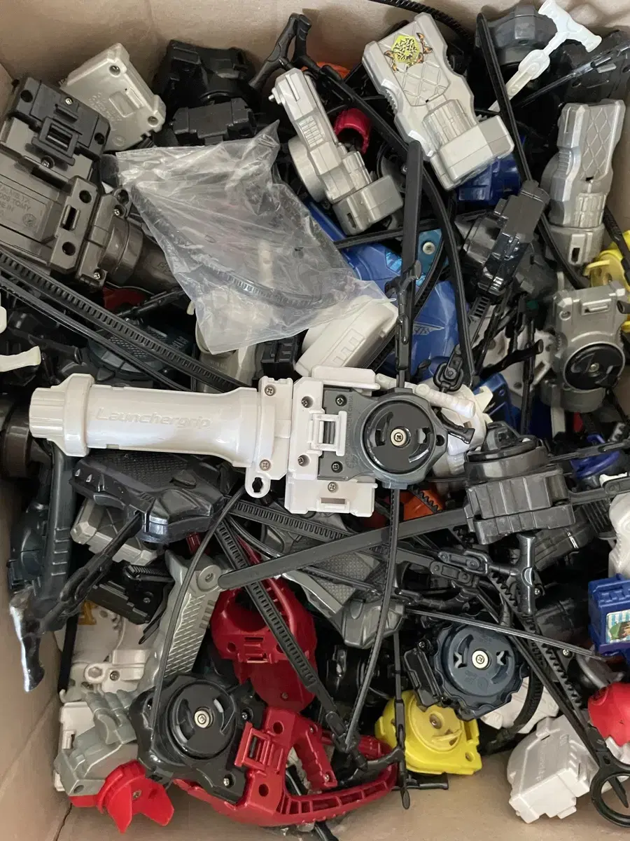 Metal Beyblade Launcher