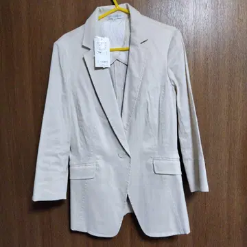 베이지 테일러드 자켓 사이즈 1 택 포함