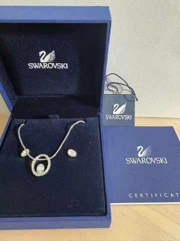 스와로브스키 목걸이 및 귀걸이