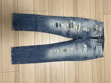 데미지 가공 슬림 핏 데님