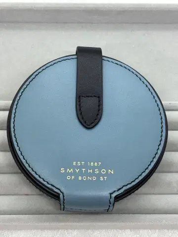새상품급 SMYTHSON 라이트 블루 코인 케이스 스마이스온 세련된 심플