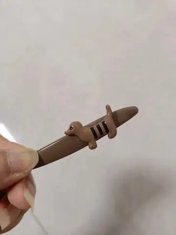 개 모양 브라운 헤어핀
