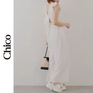 새상품 Chico 백 리본 프릴 콤비네존 Chico 화이트