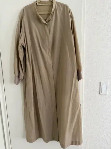 베이지 긴팔 롱 가디건 벨트 포함