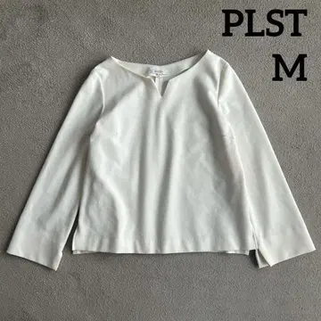 PLST V컷 탑 M 사이즈
