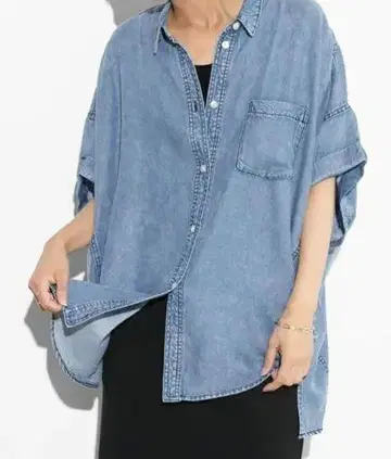 미사용 새상품 택 없는 SCOTCLUB 라이트 데님 와이드 셔츠