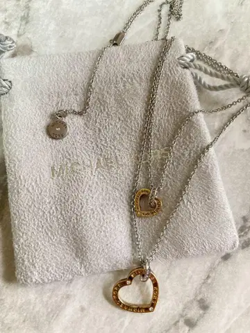 Michael Kors 하트 모양 목걸이