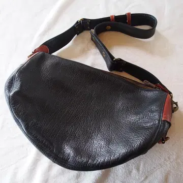 Les Sacs Adam 르삭 아담 숄더백 가죽
