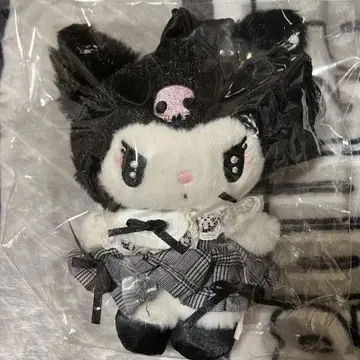 쿠로미 봉제 인형