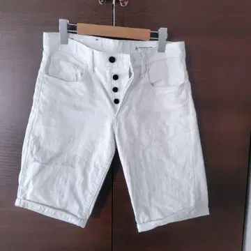 G-STARRAW 버튼 플라이 숏 팬츠 28