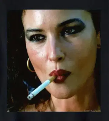 Monica Bellucci 모니카 벨루치 티셔츠 영화 도베르만