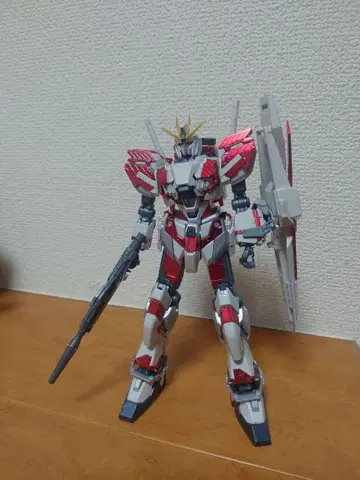 1/144 HG 내러티브 건담 C 장비 티타늄 피니쉬 동시 300엔 할인