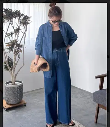 DOUX ARCHIVES 두 아카이브 심리스 와이드 스트레이트 데님