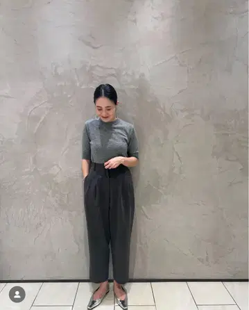 eLLa 그레이 반팔 니트