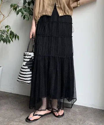 DOUDOU 두두 새상품 레이스 셔링 티어드 스커트 블랙 검정