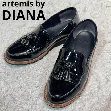 아르테미스 다이애나 태슬 로퍼 에나멜 22.5cm