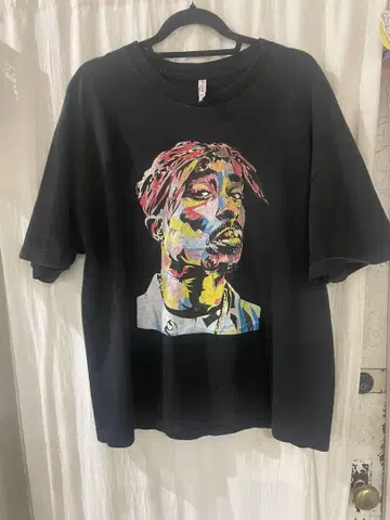 2Pac 아트 프린트 티셔츠 블랙