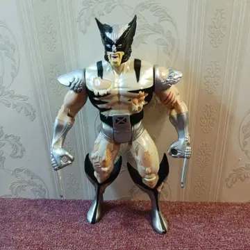 X-Men, 데미지 우루바린 피규어