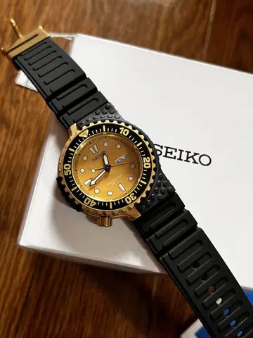 세이코 SBEE002 다이버 워치 지우지아로