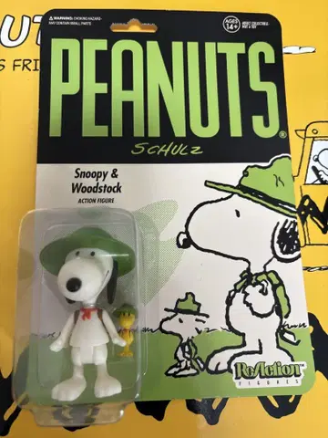 리액션 피규어 스누피 PEANUTS