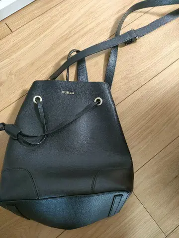 FURLA 블랙 복조리형 숄더백
