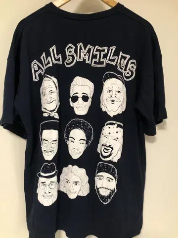 짐 마스터 ALL SMILES 티셔츠 네이비