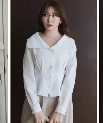 Herlipto 빅 칼라 턱 블라우스