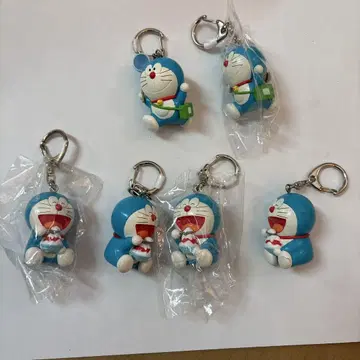 도라에몽 키링 세트