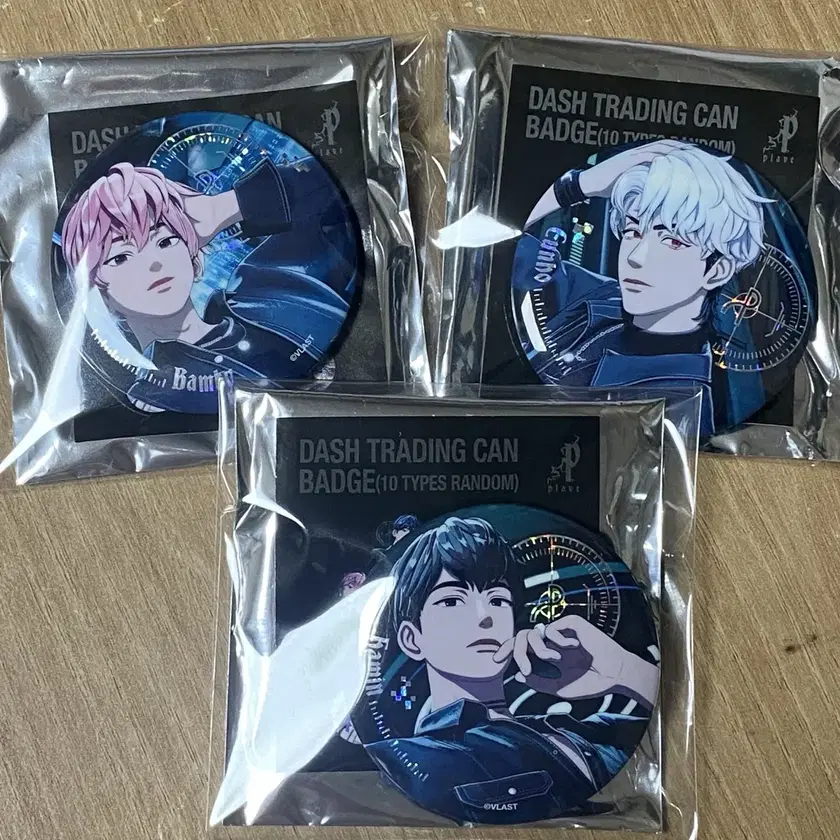 PLAVE DASH TRADING CAN BADGE イェジュン　白 PLAVE DASH TRADING CAN BADGE イェジュン 白
