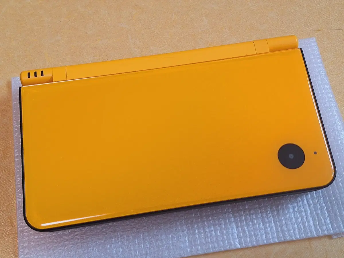 Near Mint (Yellowing) yel dsi ll dsill Gameboy dslite 3ds