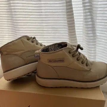 컬럼비아 사프랜드 옴니 히트 차카