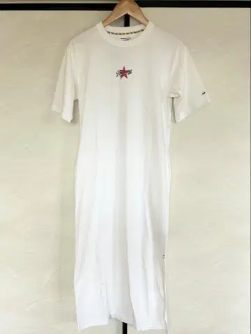 TOMMY JEANS/토미힐피거/원피스